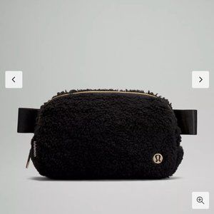LULULEMON Everywhere Fleece Belt Bag Limited Edition Faux Fur